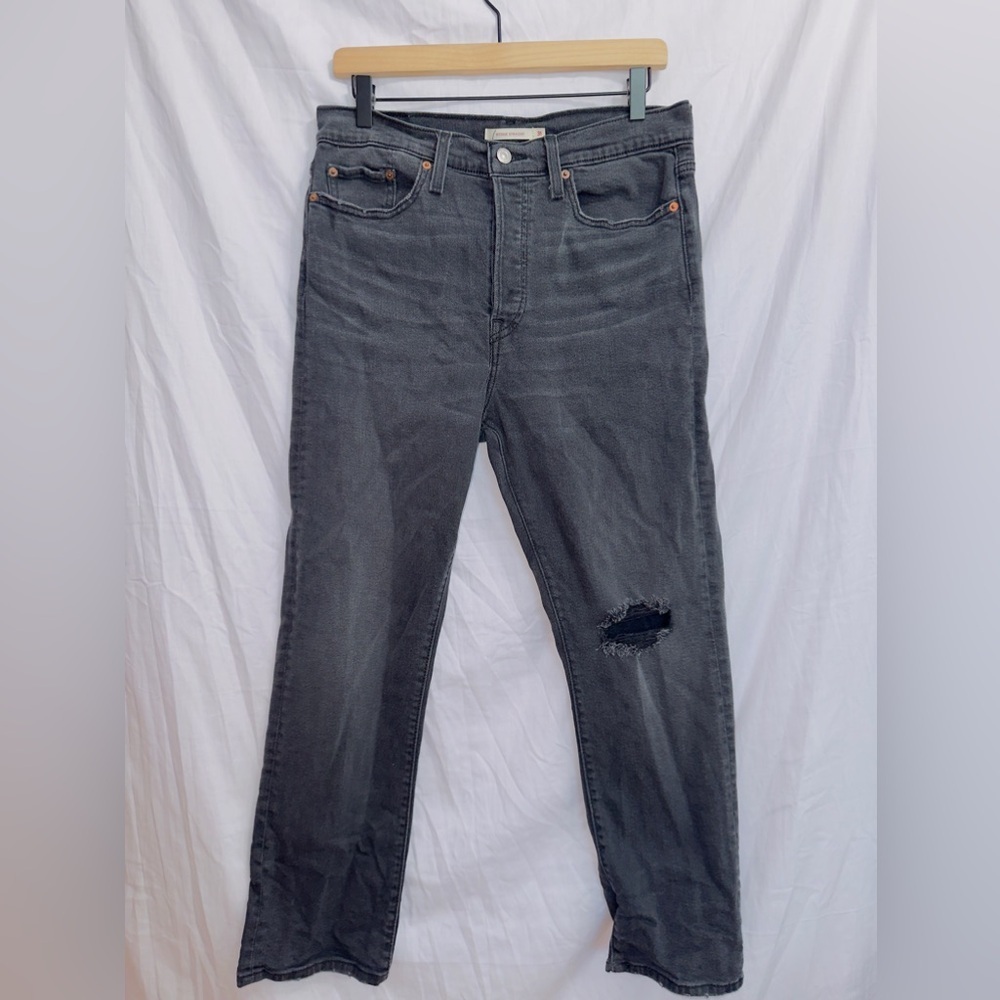 Levi’s Black Wash Denim High Waisted Button Fly Wedgie Straight Jeans size 31